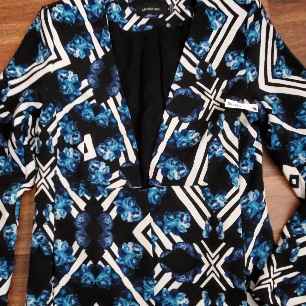 MINKPINK JACKET XS NWT! VIBRANT COLORS. UNIQUE STYLE!